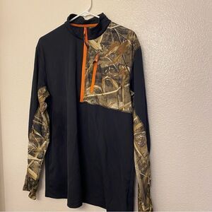 Magellan Outdoors Hunter Gear Pullover Mag Wick quarter Zip Camo top L